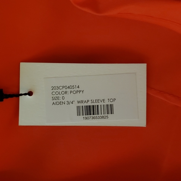 💥SOLD💥🎉HP Milly Aiden Wrap 3/4 Sleeve Top - Picture 4 of 7